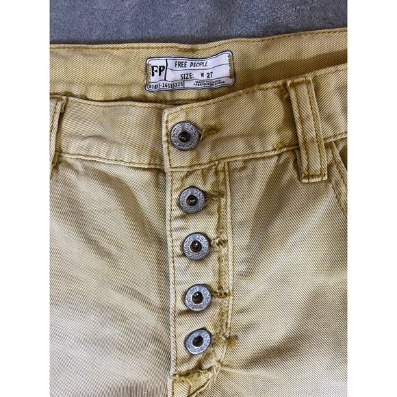 Free People Short Shorts Denim Women’s 27 Mustard Yellow Washed Distressed Fray - Picture 3 of 12
